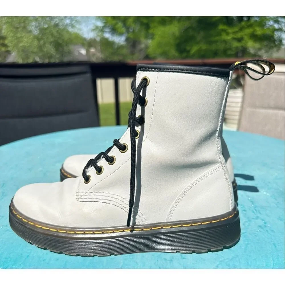 Dr Martens Docs 1460‎ 8-eyelet Soft Smooth White Leather Boots Women Size 5